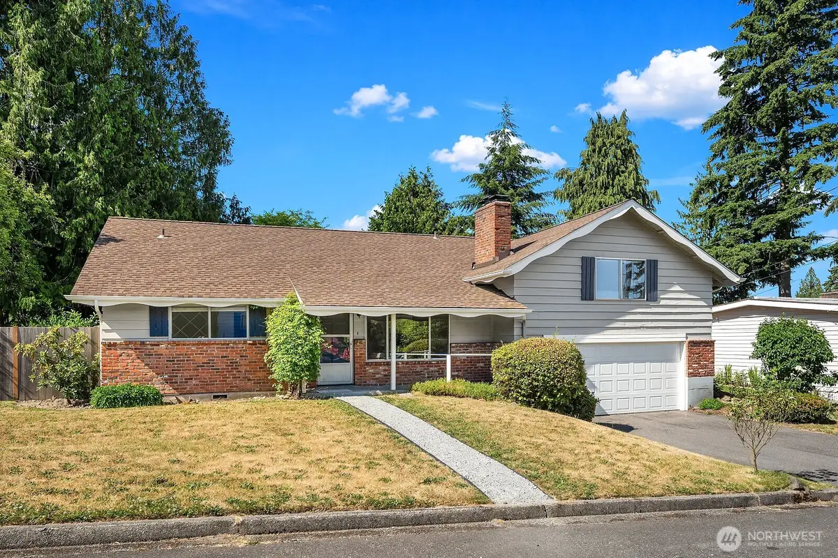 4504 S 163rd Place, Tukwila, WA 98188 - #1