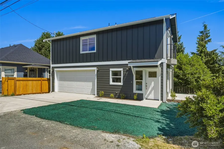1711 12th Street #B, Everett, WA 98201 - #2
