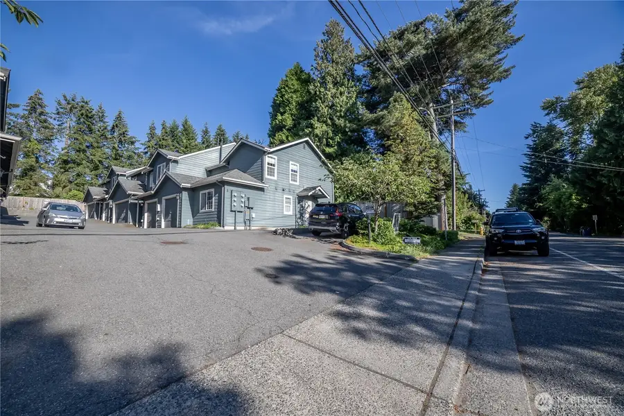15633 44th Avenue W #B-1, Lynnwood, WA 98087 - #2