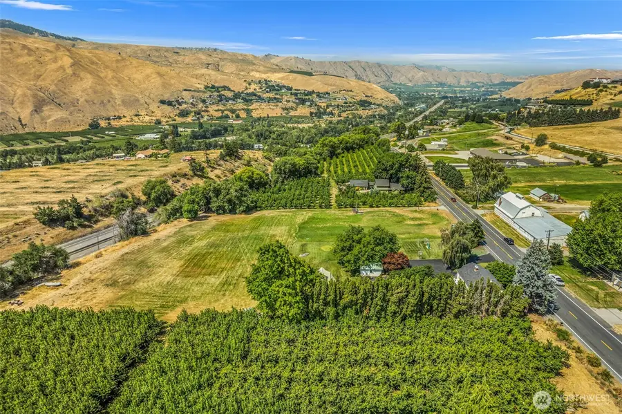 1105 Easy Street, Wenatchee, WA 98801 - #2