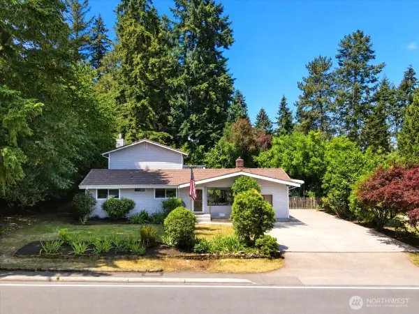 15621 84th Avenue Ne, Kenmore, WA 98028