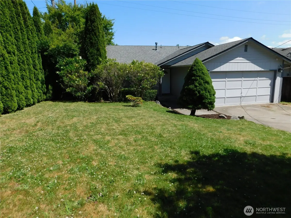 4301 S 4th Avenue, Everett, WA 98203 - #1
