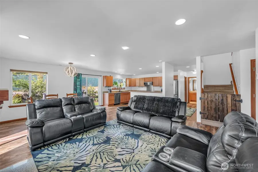11707 22nd Street Se, Lake Stevens, WA 98258 - #3