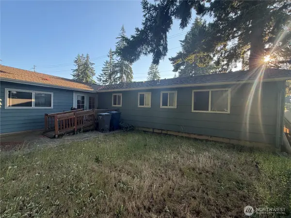 Address Withheld By Seller, Federal Way, WA 98003