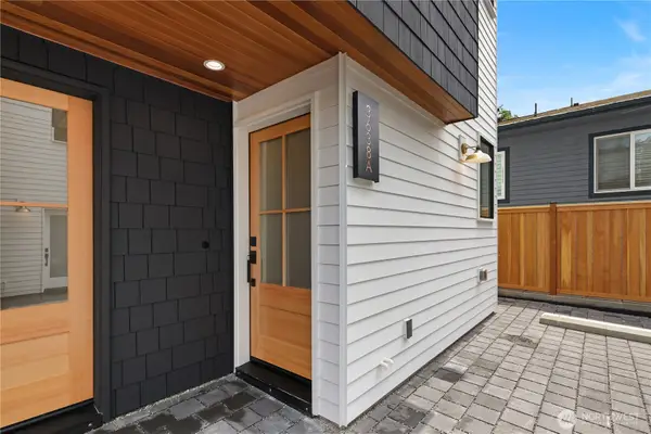 3638 Greenwood Avenue N #A, Seattle, WA 98103