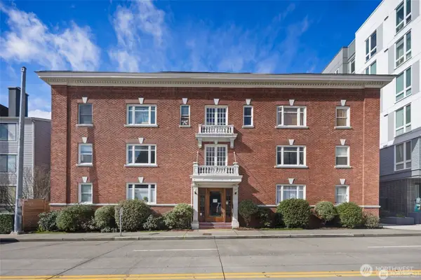 4725 15th Avenue Ne #16, Seattle, WA 98105
