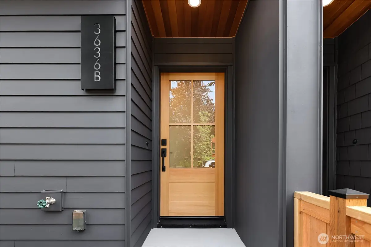 3636 Greenwood Avenue N #B, Seattle, WA 98103 - #1