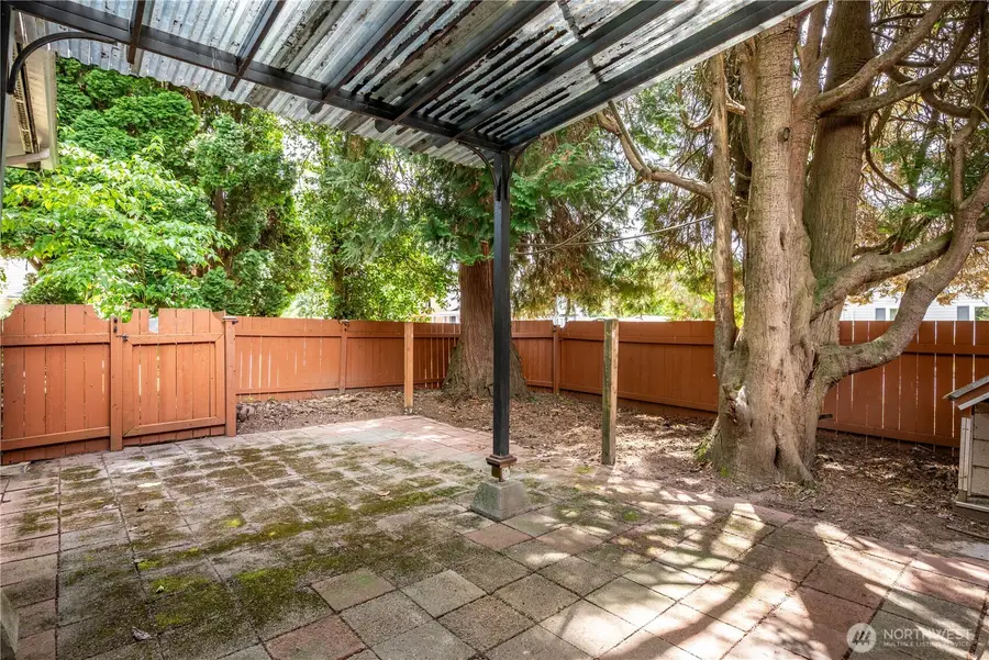 621 S Second Street, Toledo, WA 98591 - #3
