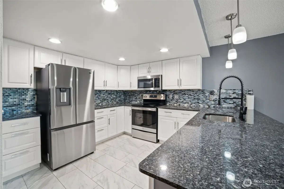 720 141st Lane Se #713, Bellevue, WA 98007 - #1