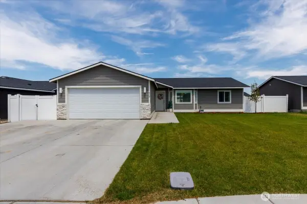 915 E Mt. Adams Street, Othello, WA 99344