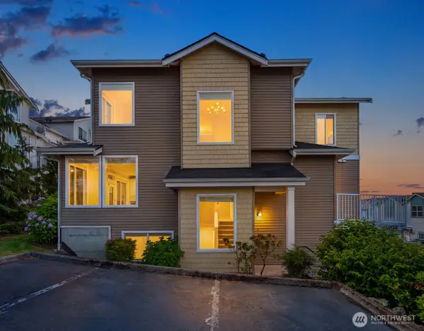 14624 1st Lane Ne #104, Duvall, WA 98019