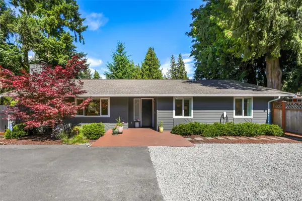 1527 NE 123rd Street, Seattle, WA 98125