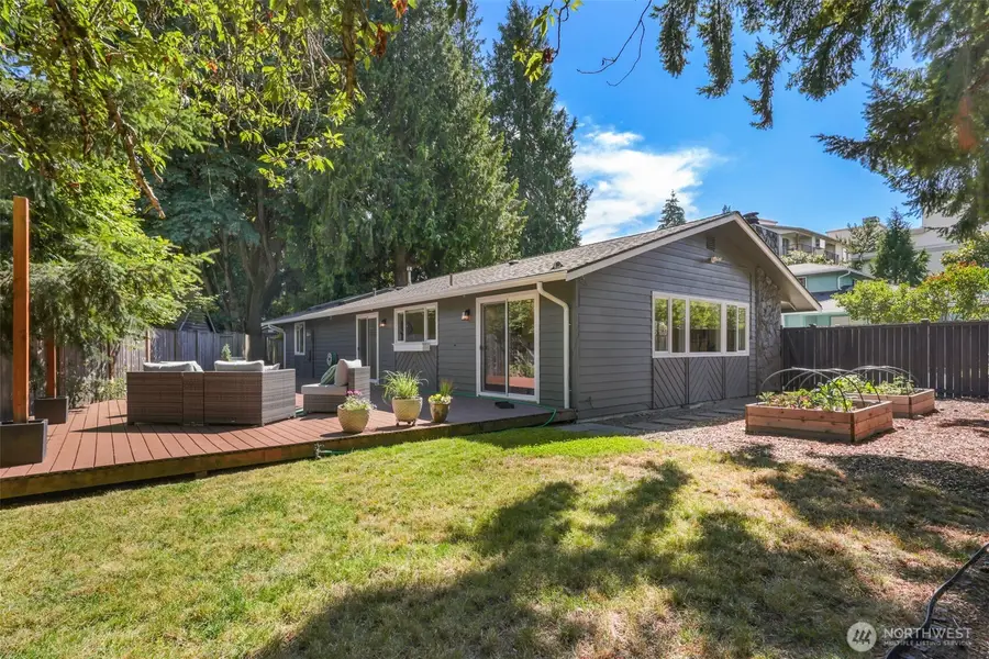 1527 NE 123rd Street, Seattle, WA 98125 - #3