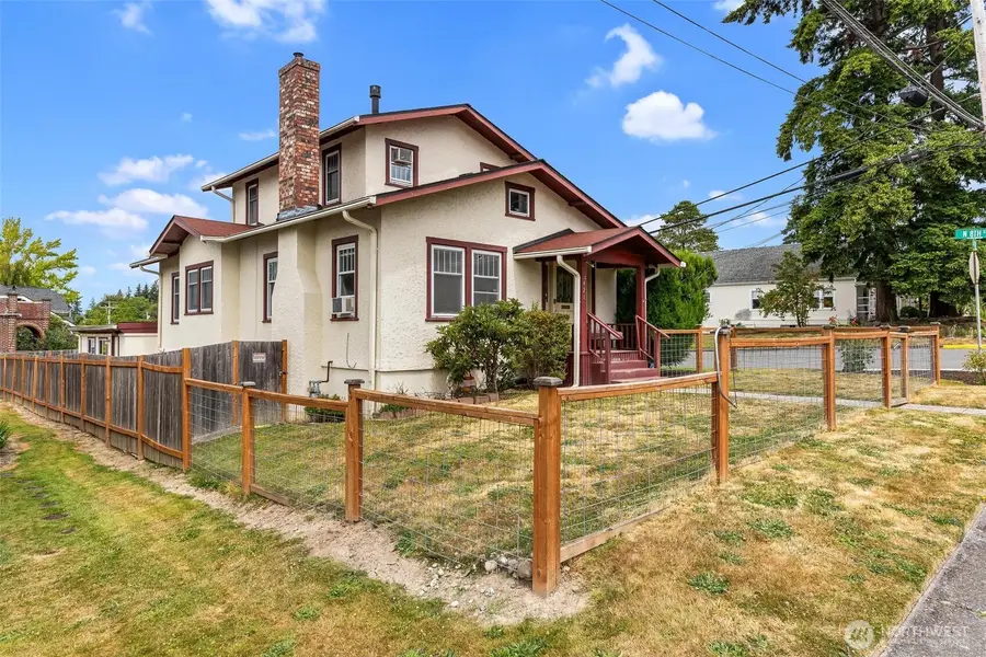 421 E Division Street, Mount Vernon, WA 98274 - #2