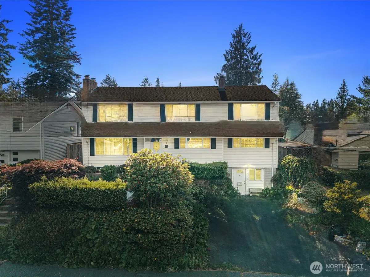 16745 Meridian Avenue N, Seattle, WA 98133 - #1