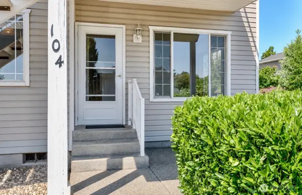 725 Judson Street #104, Lynden, WA 98264