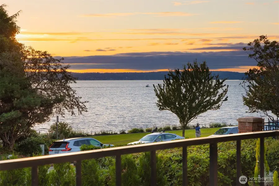 6436 Lake Washington Boulevard Ne #5, Kirkland, WA 98033 - #2