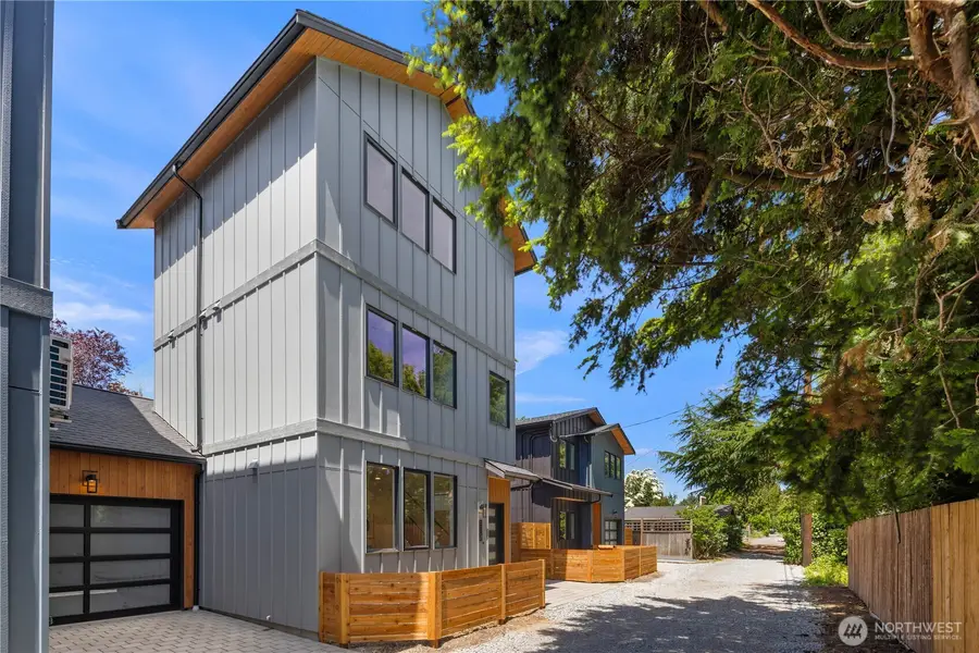 512 N 92nd Street, Seattle, WA 98103 - #3