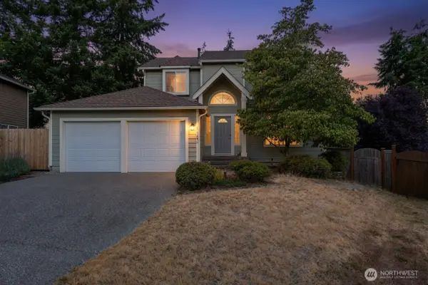 2114 Camas Avenue Ne, Renton, WA 98056