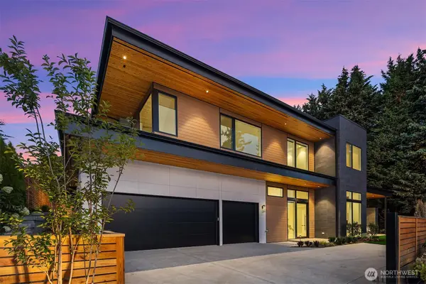 1028 89th Ave Ne, Bellevue, WA 98004