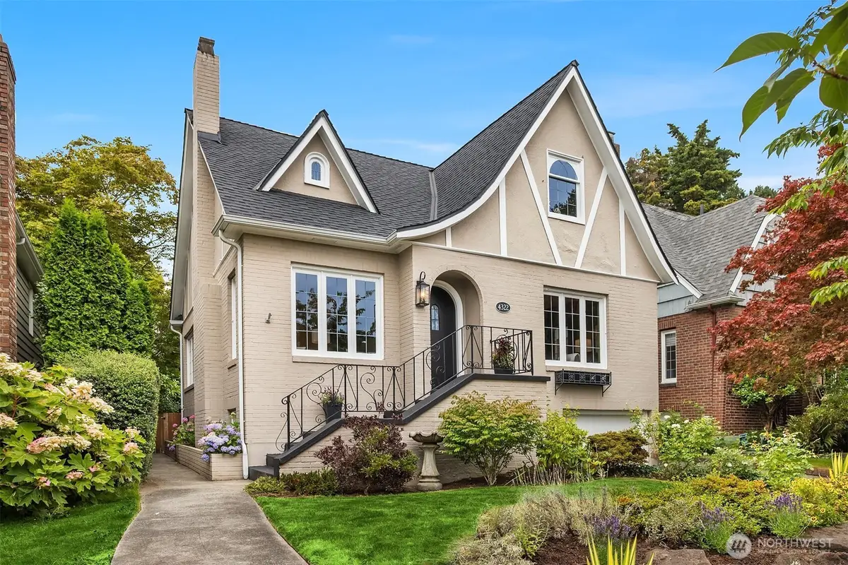4322 NE 43rd Street, Seattle, WA 98105 - #1