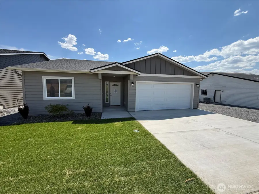 1576 6th Street Se, East Wenatchee, WA 98802 - #2
