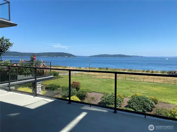 5105 Grand Loop #204, Tacoma, WA 98407