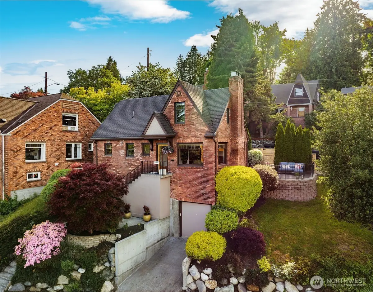 5505 Seward Park Avenue S, Seattle, WA 98118 - #1