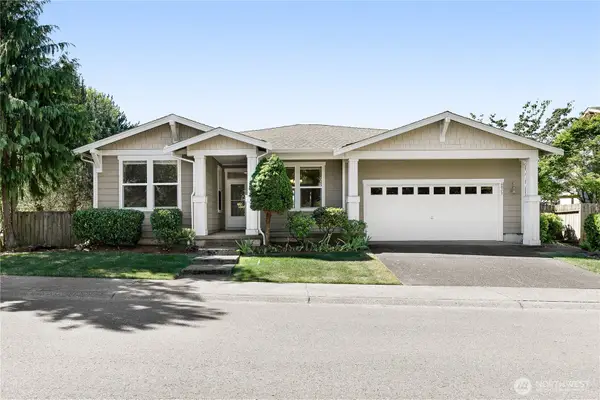 6013 NE 4th Place, Renton, WA 98059
