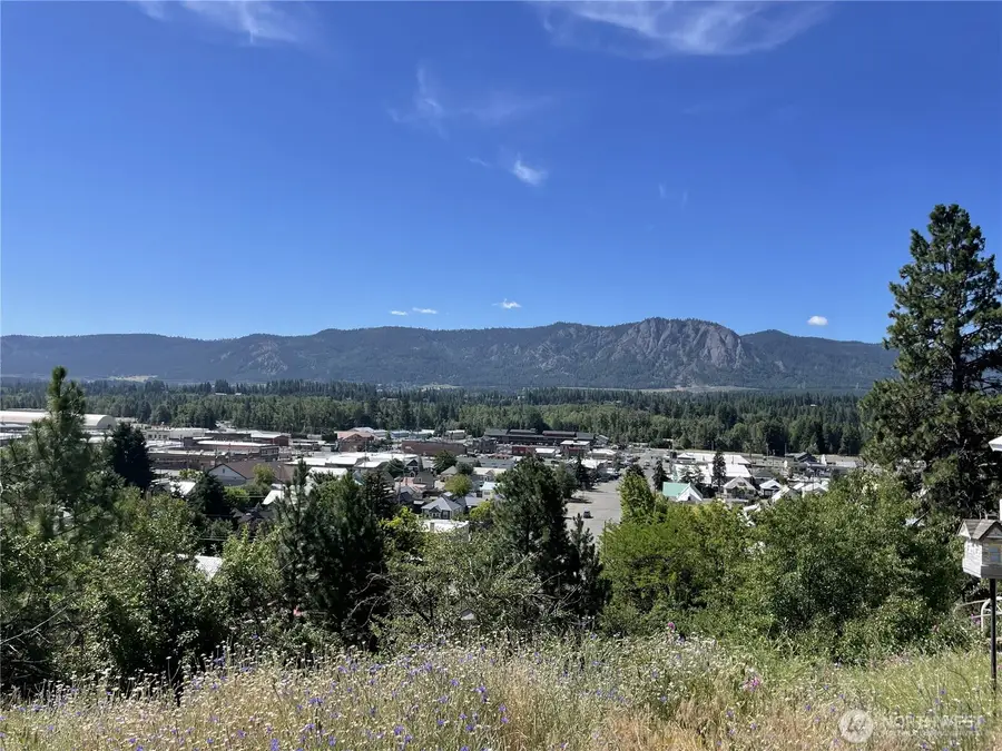 200 W Fourth Street, Cle Elum, WA 98922 - #2