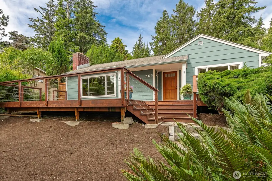 203 N 34th Street, Bellingham, WA 98225 - #3
