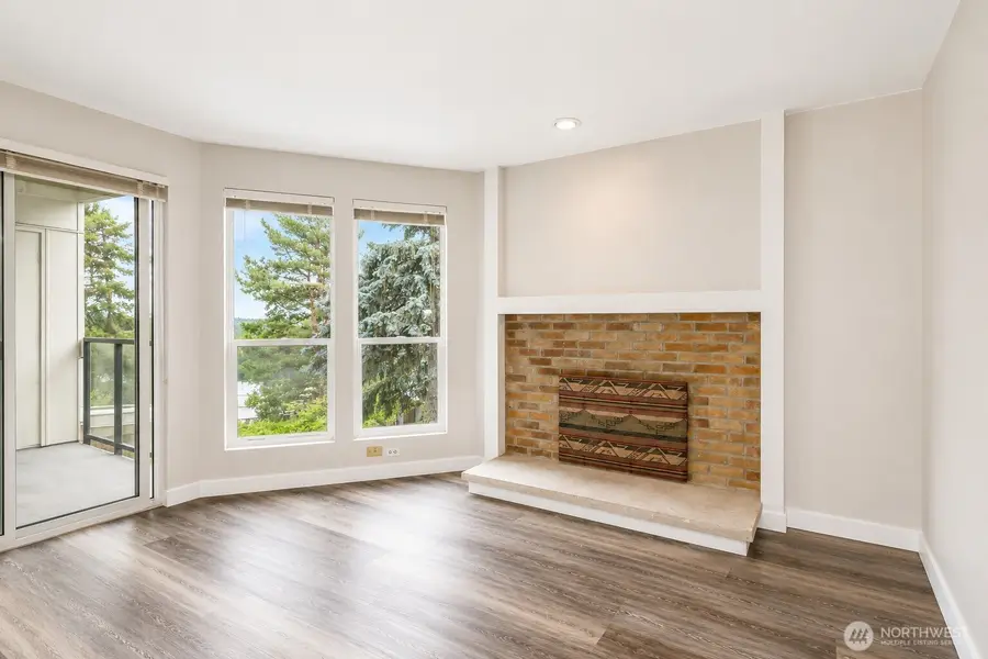 15209 Sunwood Boulevard #B36, Tukwila, WA 98188 - #2