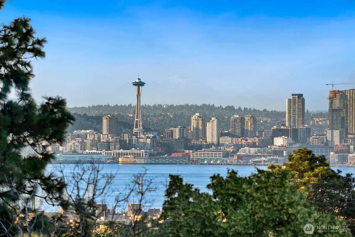5053 35th Avenue Sw #B, Seattle, WA 98126 - #1