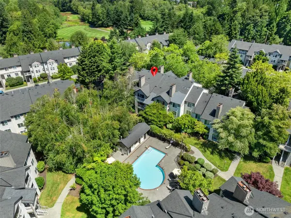 12303 Harbour Pointe Boulevard #EE305, Mukilteo, WA 98275