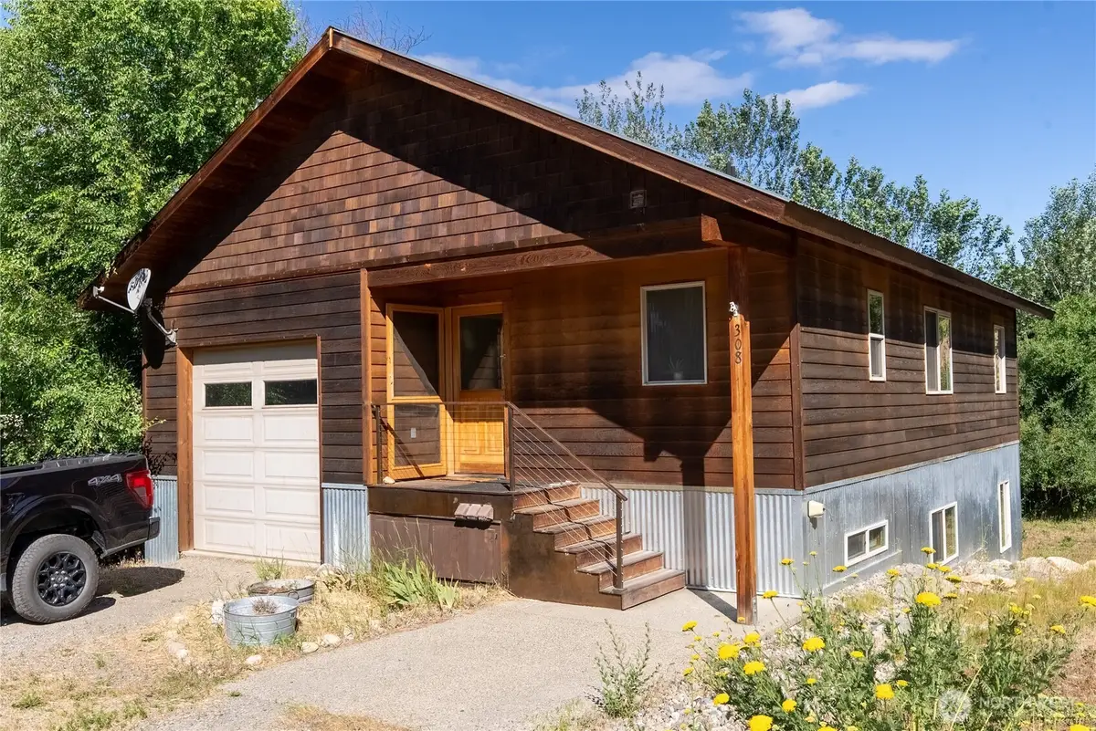 308 Washington Street, Winthrop, WA 98862 - #1
