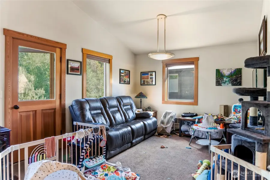 308 Washington Street, Winthrop, WA 98862 - #3