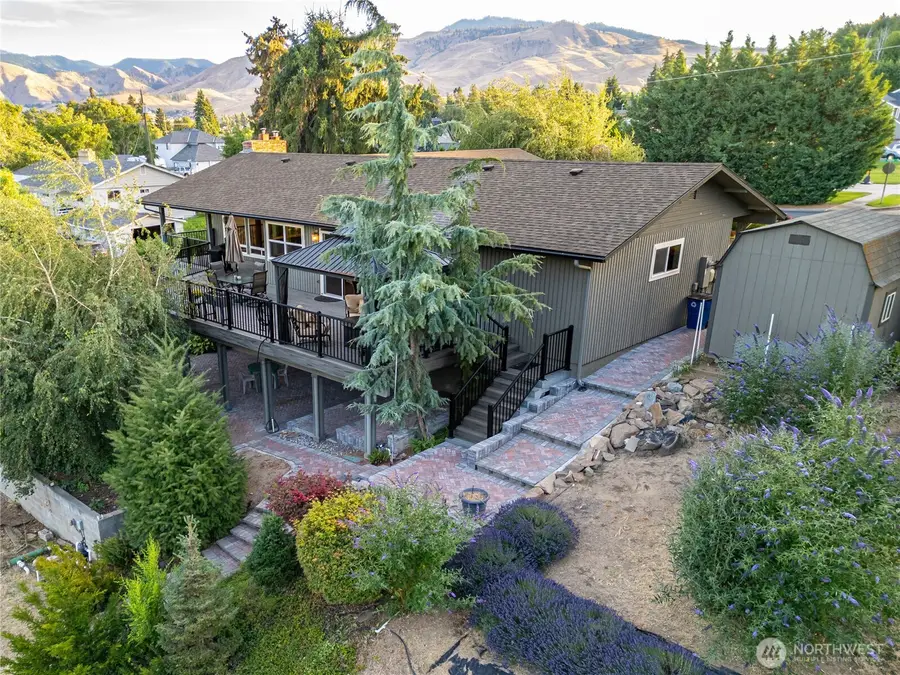 3275 Burch Mountain Road, Wenatchee, WA 98801 - #3