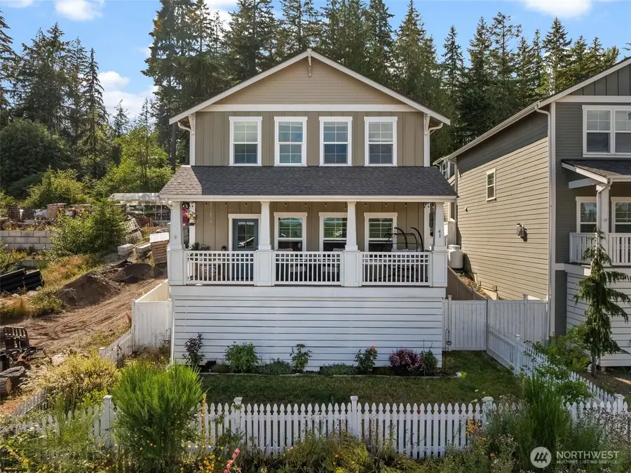41 E Blackwell Street, Allyn, WA 98524 - #2