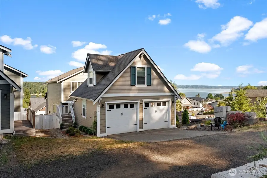 41 E Blackwell Street, Allyn, WA 98524 - #3