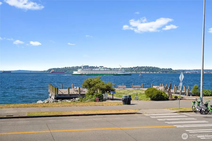 1156 Alki Avenue Sw #104, Seattle, WA 98116 - #2