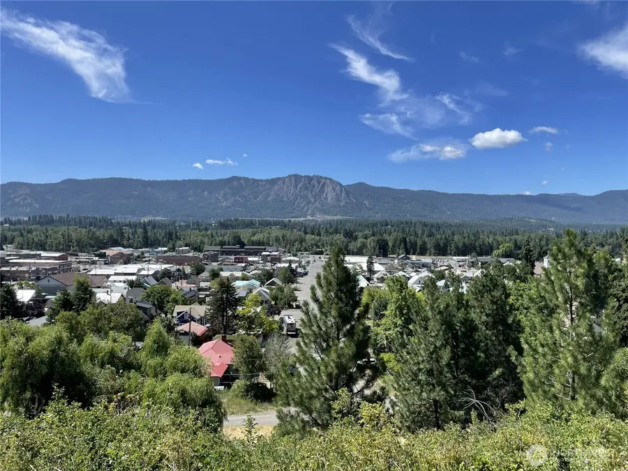 114 W Fourth Street, Cle Elum, WA 98922 - #2