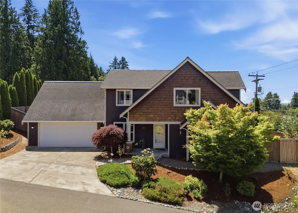 1601 NE Sarai Court, Bremerton, WA 98310 - #1