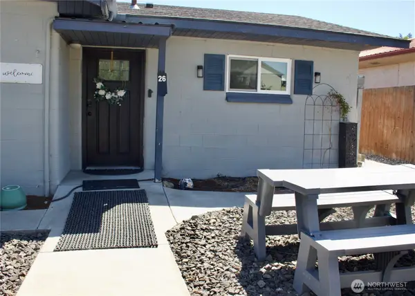 26 Ginkgo Street N, Soap Lake, WA 98851