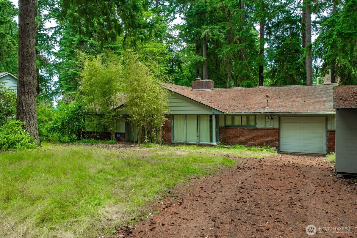 16030 33rd Avenue Ne, Lake Forest Park, WA 98155 - #1