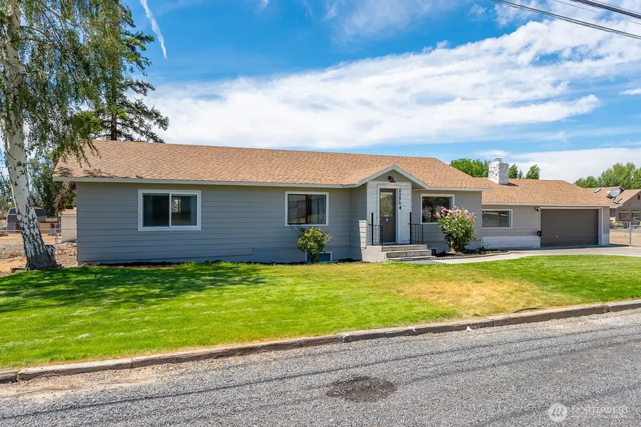 2096 Hamilton Road Ne, Moses Lake, WA 98837 - #2