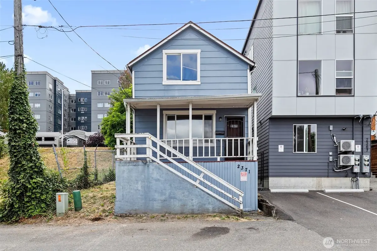 2371 S Yakima Avenue, Tacoma, WA 98405 - #1