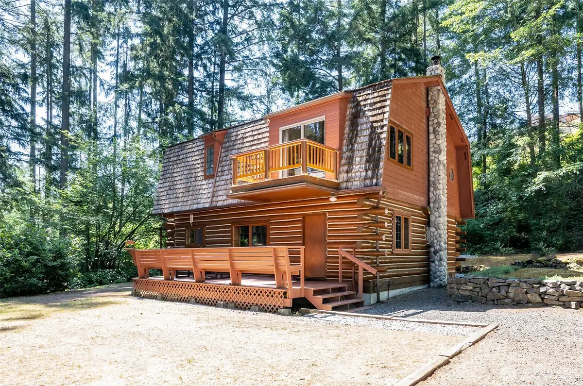 879 9th Ave, Fox Island, WA 98333 - #1