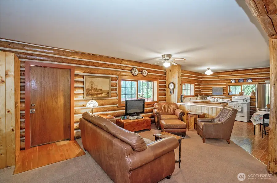 879 9th Ave, Fox Island, WA 98333 - #2