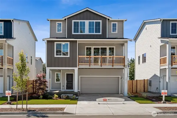 18531 SE 271st Court, Covington, WA 98042