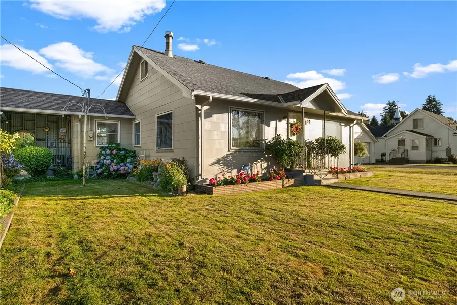 5528 23rd Street E, Fife, WA 98424 - #2